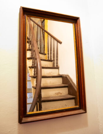 spiral stairs no ghost