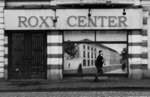 running past roxy